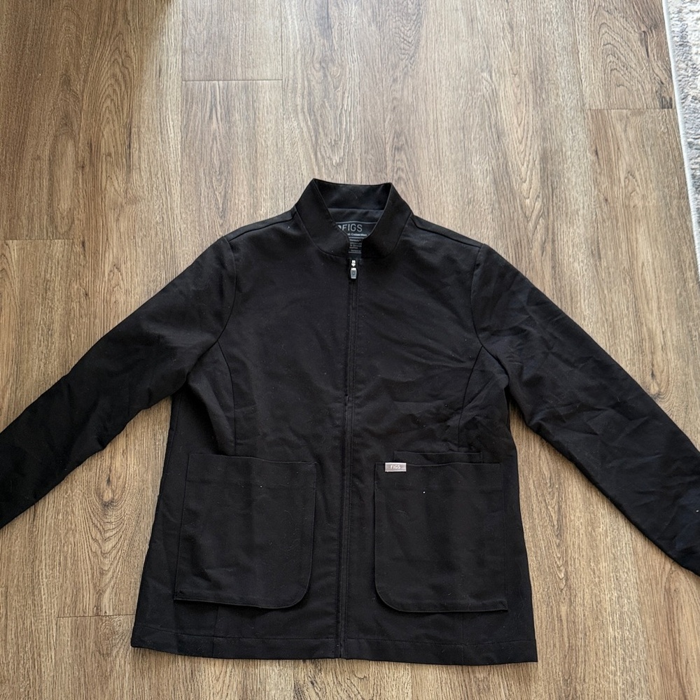 FIGS Black Lightweight Zip Jacket for women